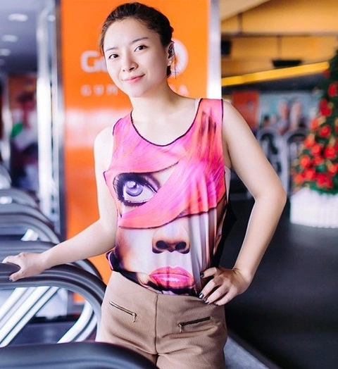 no-luc-doi-doi-cua-co-gai-mat-viec-mat-chong-vi-nang-gan-100-ky-1